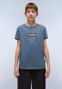 Футболка Футболка