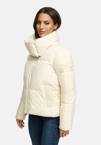 Зимняя куртка Зимняя куртка