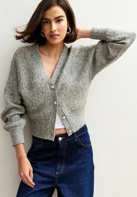 Вязаная кофта Вязаная кофта