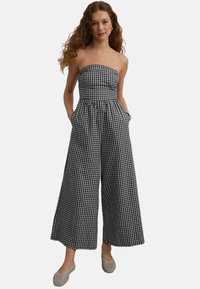 Комбинезон Комбинезон