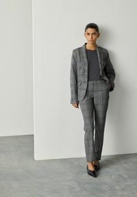 Блейзер Блейзер