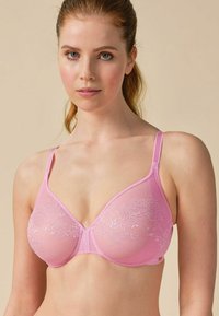 Футболка Футболка