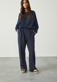 Спортивные штаны Спортивные штаны