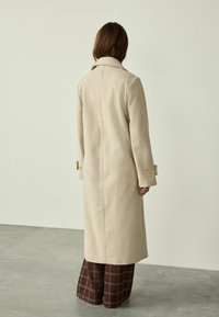 Дафлкот Дафлкот