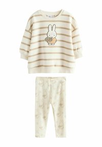 Леггинсы Леггинсы