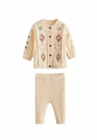 Вязаная кофта Вязаная кофта