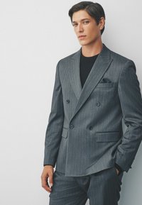 Пиджак Пиджак