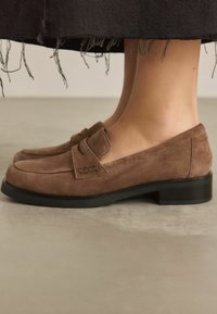 Лоферы Лоферы