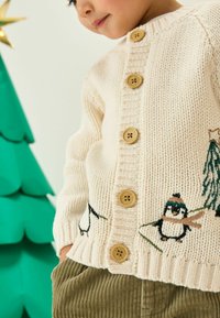 Вязаная кофта Вязаная кофта