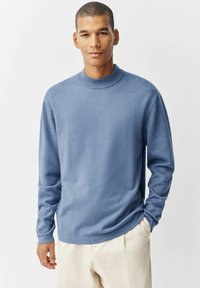 Пуловер Пуловер