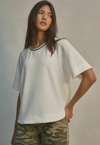 Футболка Футболка