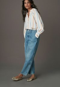 Блузка Блузка