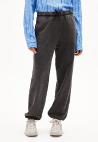 Широкие брюки Широкие брюки