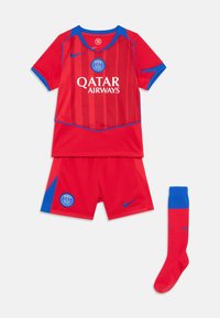 Шорты Шорты