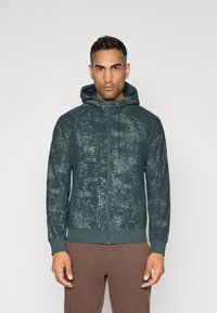 Спортивная кофта Спортивная кофта