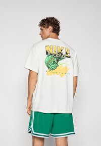 Спортивная майка Спортивная майка