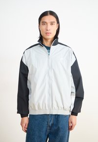 Куртка Куртка