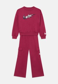 Набор одежды Набор одежды