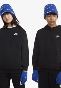 Перчатки Перчатки