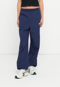 Спортивные штаны Спортивные штаны