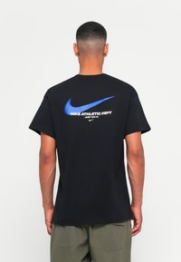 Футболка Футболка