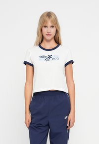 Футболка Футболка