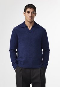 Пуловер Пуловер