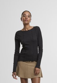 Лонгслив Лонгслив