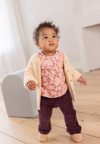 Вязаная кофта Вязаная кофта