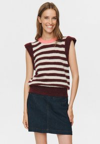 Пуловер без рукавов Пуловер без рукавов