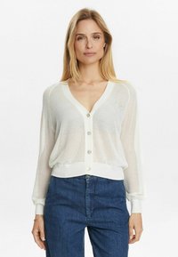 Вязаная кофта Вязаная кофта