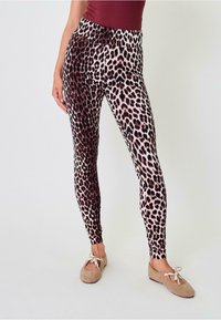 Леггинсы Леггинсы