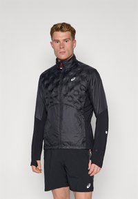 Спортивная куртка Спортивная куртка