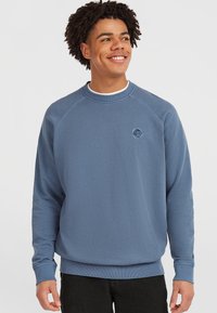 Спортивная кофта Спортивная кофта