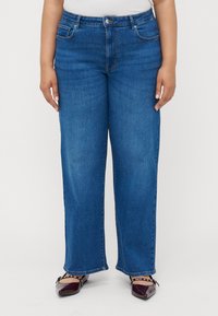 Джинсы Джинсы