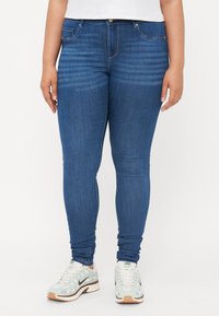 Узкие джинсы Узкие джинсы