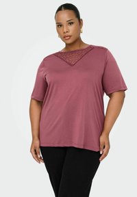 Футболка Футболка