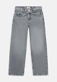 Джинсы Джинсы