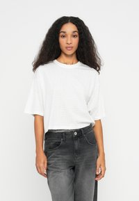 Футболка Футболка