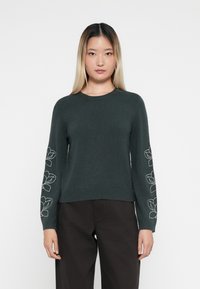 Пуловер Пуловер