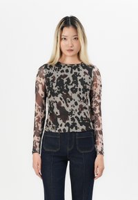 Лонгслив Лонгслив