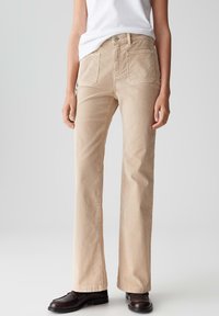 Прямые джинсы Прямые джинсы