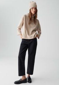 Головной убор Головной убор