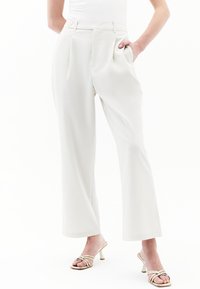 Широкие брюки Широкие брюки