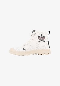 Высокие кеды Высокие кеды