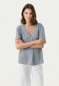 Блузка Блузка