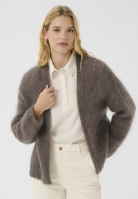 Вязаная кофта Вязаная кофта