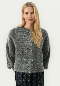 Жилет Жилет