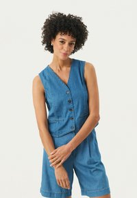 Джинсовая жилетка Джинсовая жилетка