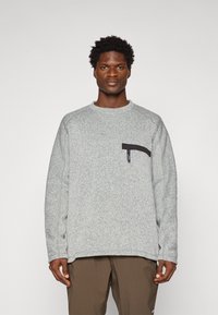 Спортивная кофта Спортивная кофта